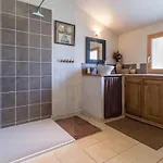 Familial Renove Avec Jardin, Activites Exterieures Et Recharge Electrique A - Fr-1-306-843 *