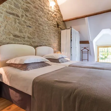 Familial Rénové Avec Jardin, Activités Extérieures Et Recharge électrique à - Fr-1-306-843 Mesquer